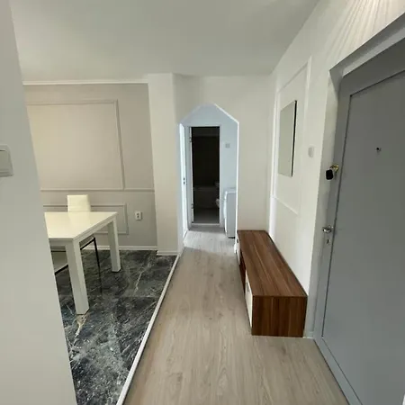 Apartament Central Lux 2 Dormitoare Decomandate Lägenhet *